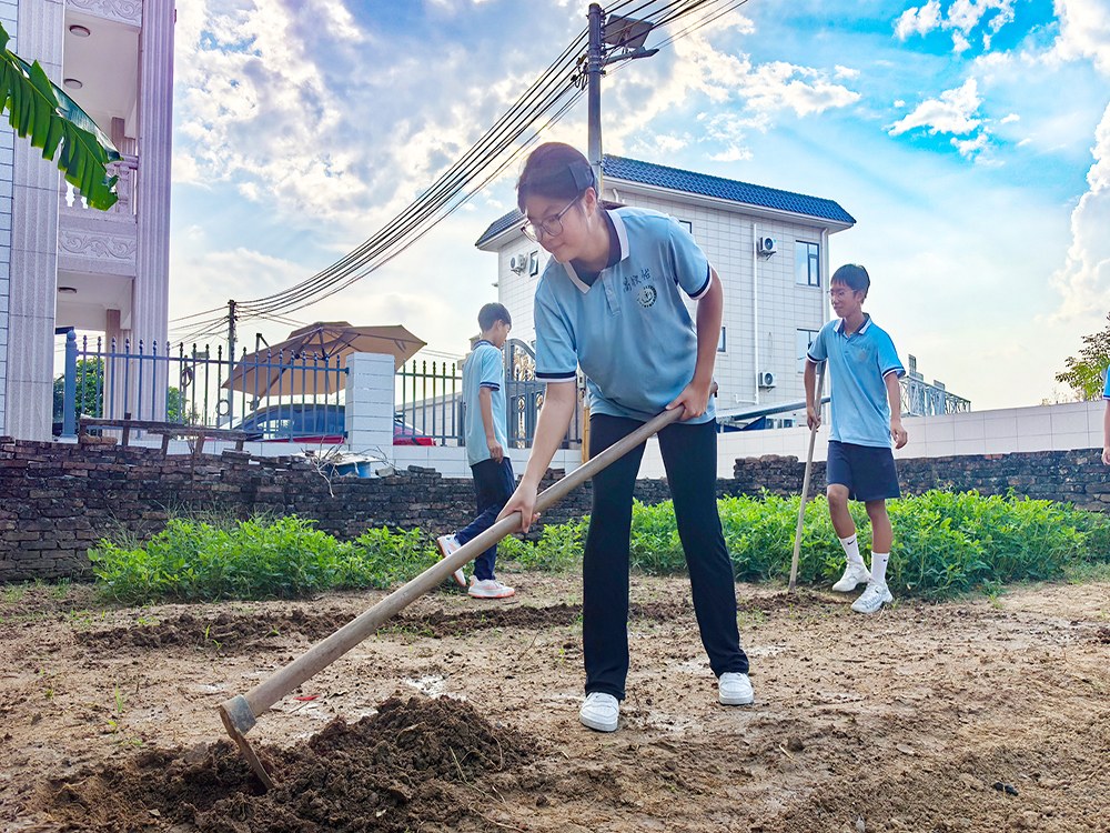 海东孩子叛逆教育培训基地联系电话与择校指南